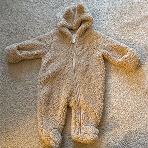 GAP Warm Tan Sherpa Kids Footie